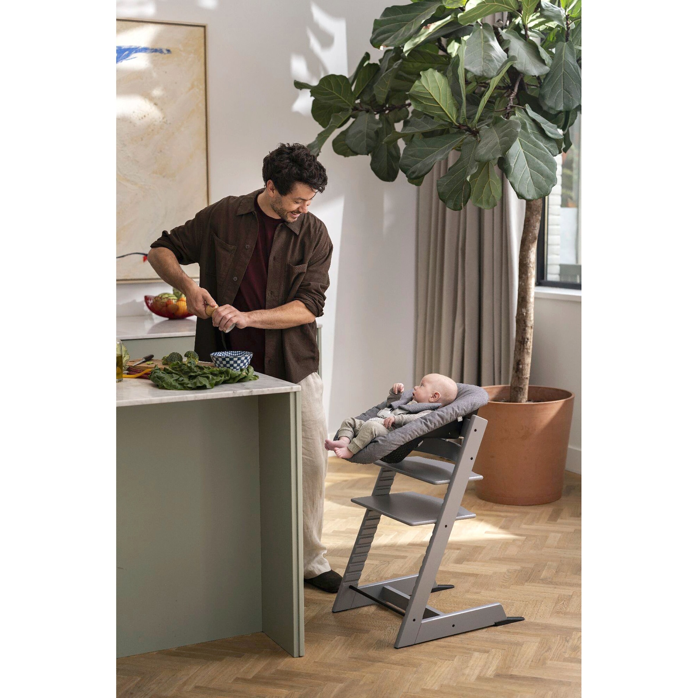 69% Rabatt! Stokke® Tripp Trapp® Bundle Treppenhochstuhl inklusive Newbornset Vanilla White online kaufen