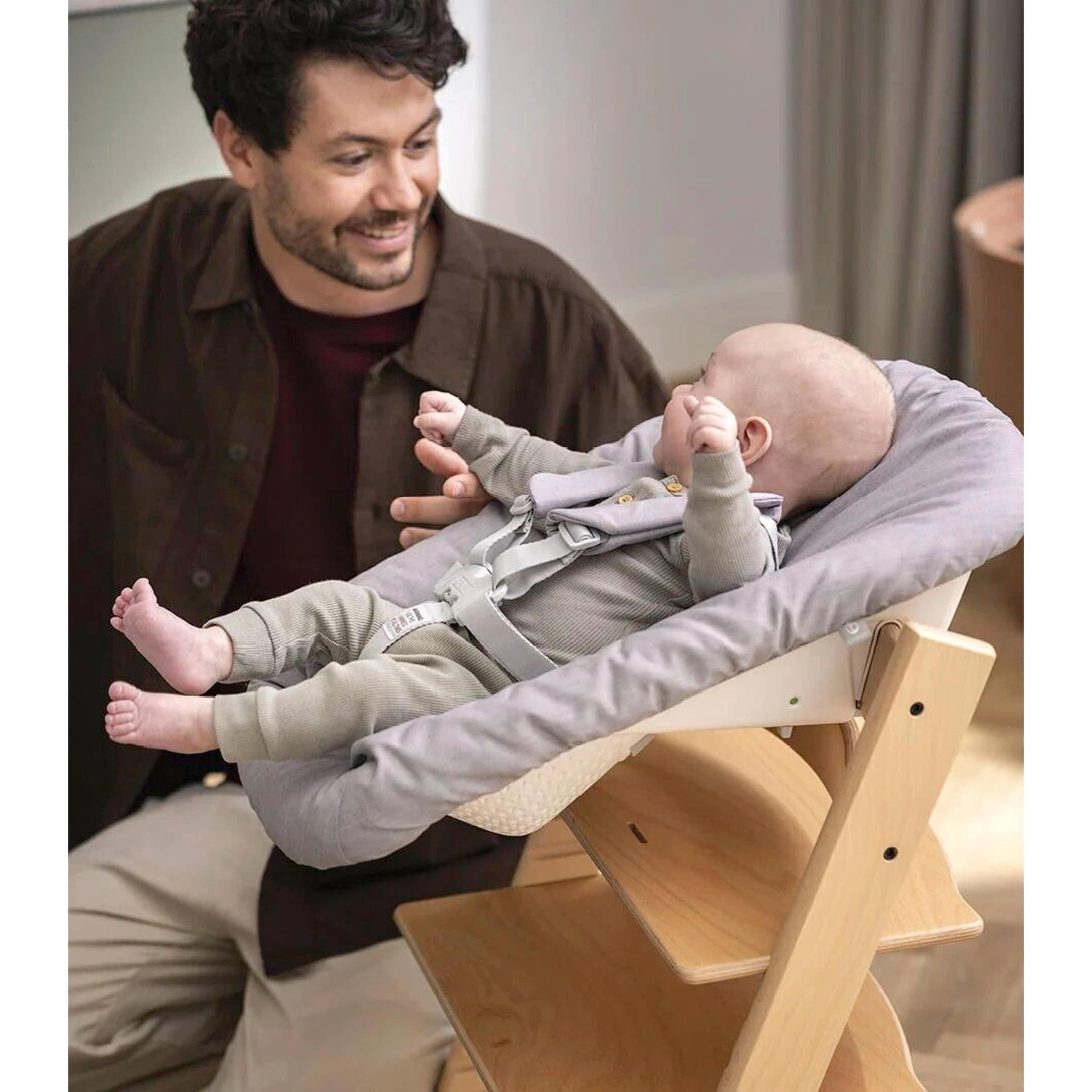 70% Rabatt! Stokke® Tripp Trapp® Bundle Treppenhochstuhl inkl. Newbornset Deep Grey Produktbild Gartenhaus