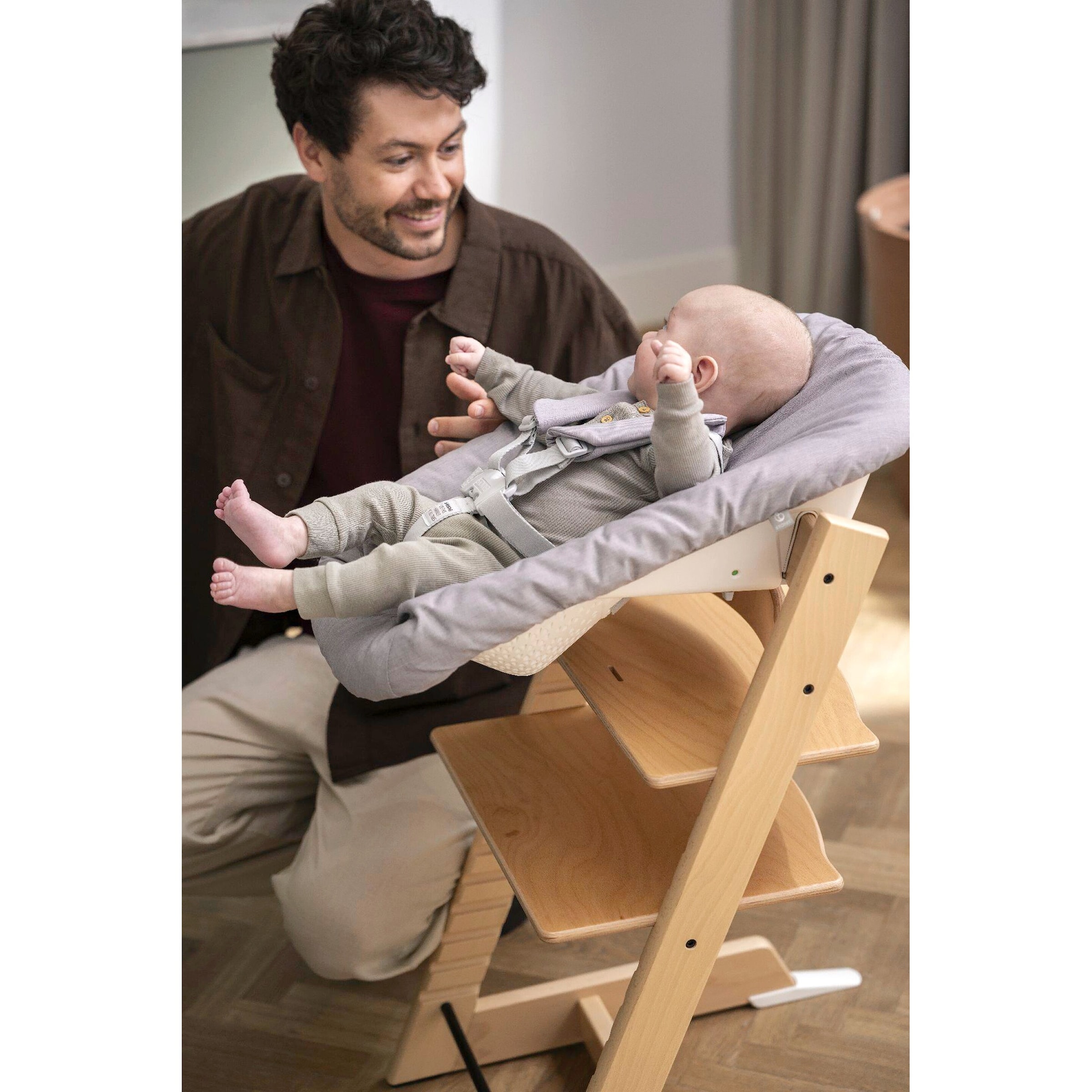 69% Rabatt! Stokke® Tripp Trapp® Bundle Treppenhochstuhl inklusive Newbornset Vanilla White online kaufen