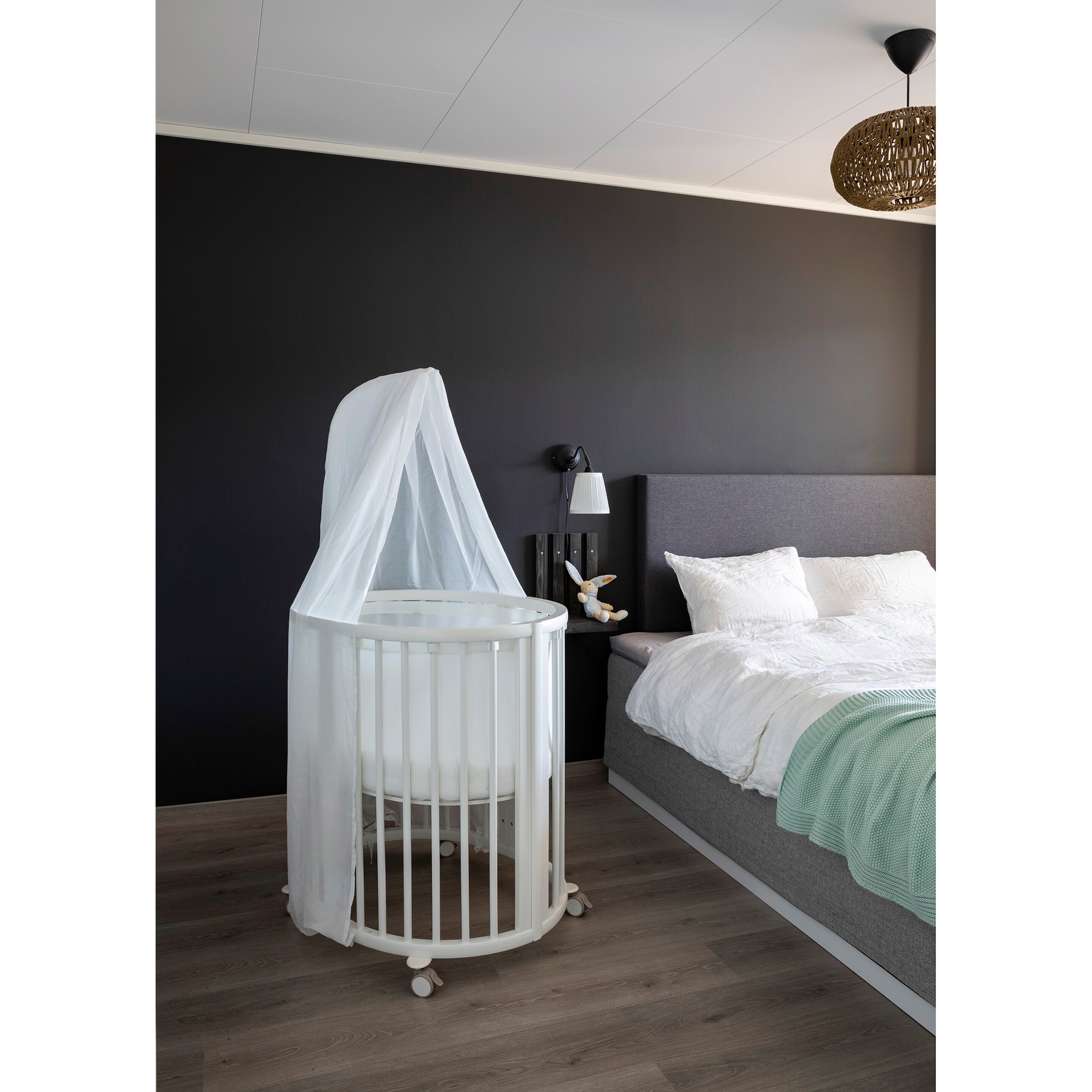Stokke® Sleepi™ Bundle Sleepi Mini inkl. Umbausatz, 2 Matratzen und Spannbettücher, Himmelstange und Himmel Unkategorisiert online kaufen