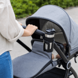 Getränkehalter am Kinderwagen: sicher befestigen und umsichtig nutzen – Ratgeber zu Getränkehalter am Kinderwagen im Babyalltag