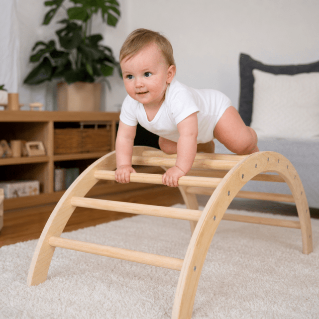 Kletterbogen für Babys ab Krabbelalter: Motorik fördern und sicher spielen