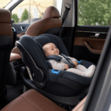 Rückwärtsgerichtet unterwegs: Babys im Auto sicher mitnehmen – Ratgeber zu Rückwärtsgerichtetes Fahren mit Babys im ersten Lebensjahr