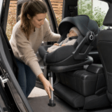 Stützfuß beim Babysitz richtig nutzen: Einbau, Fahrzeugcheck und Alltag – Ratgeber zu Stützfuß am Autokindersitz für Babys im ersten Lebensjahr