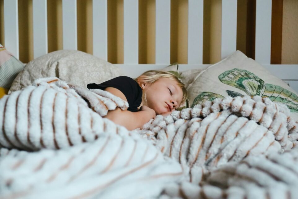 Sicheres Co-Sleeping: Die besten Tipps für harmonische Nächte im Familienbett